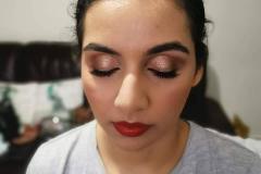 Makeup by Mirna: Makeup artist