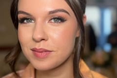 Makeup by Mirna: Makeup artist Hertfordshire