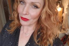 Makeup by Mirna: Makeup artist Hertfordshire