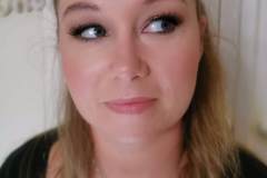 Makeup by Mirna: Makeup artist Hertfordshire