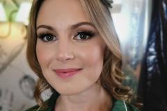 Makeup by Mirna: Makeup artist Hertfordshire