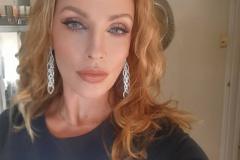 Makeup by Mirna: Makeup artist Hertfordshire, Makeup artist Cambridgeshire