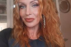 Makeup by Mirna: Makeup artist Hertfordshire