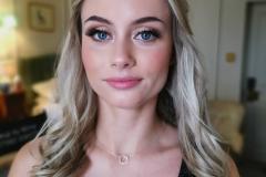 Makeup by Mirna: Makeup artist Hertfordshire