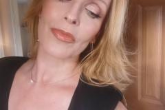 Makeup by Mirna: Makeup artist Hertfordshire