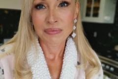 Makeup by Mirna: Makeup artist Hertfordshire