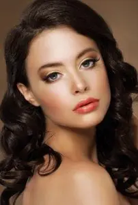 get that summer glow with bronze and copper eyes