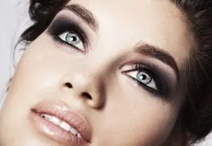 Eyeshadows to pop