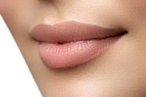 Step by step tutorial to achieving the perfect nude lip